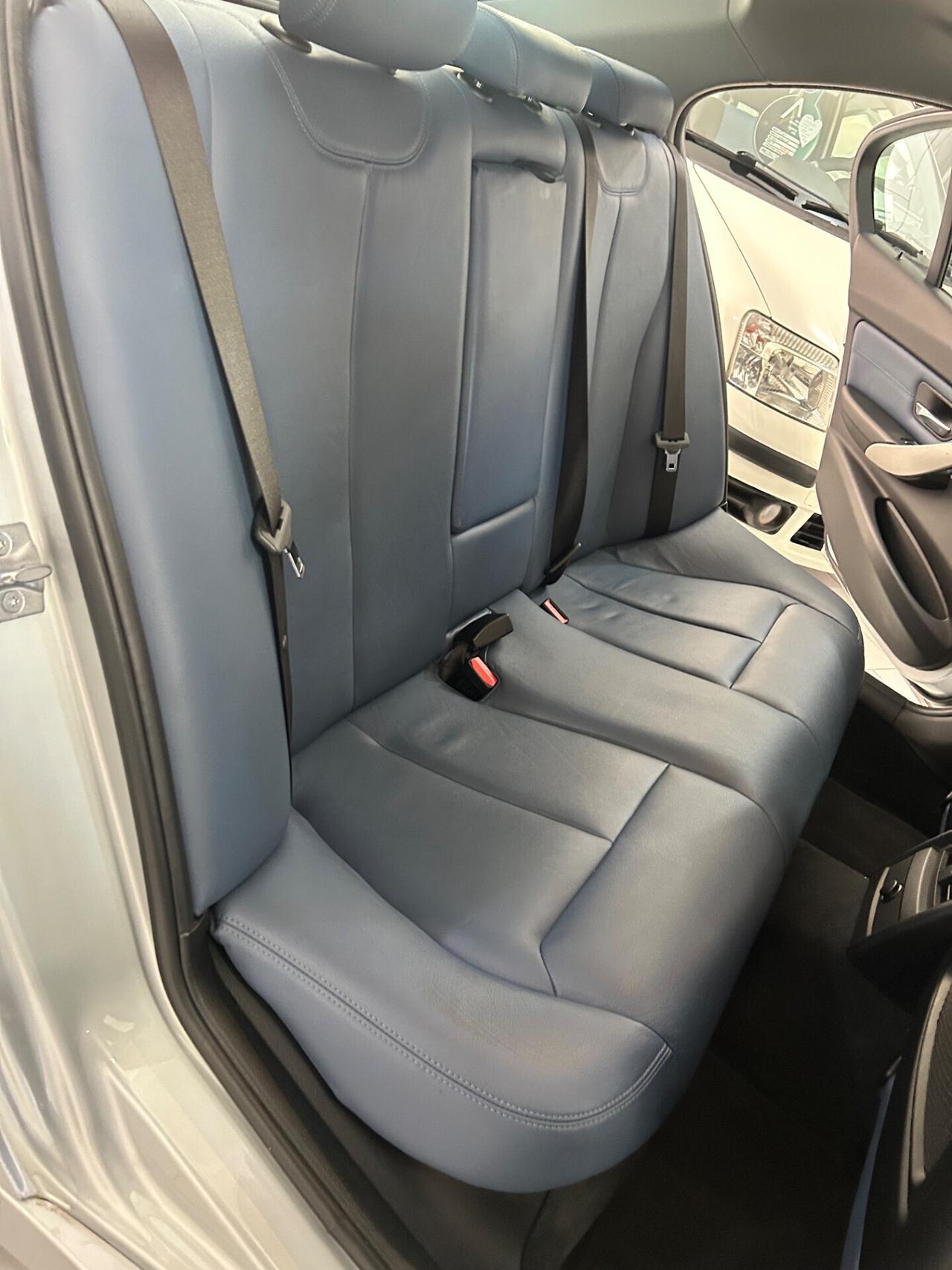 Bmw 330e plug in edition euro6 250cv