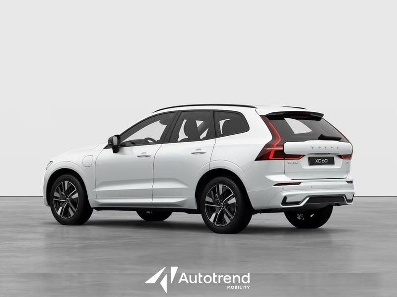 Volvo XC60 T6 350 CV Recharge AWD Plug-in hybrid Automatico Plus Dark