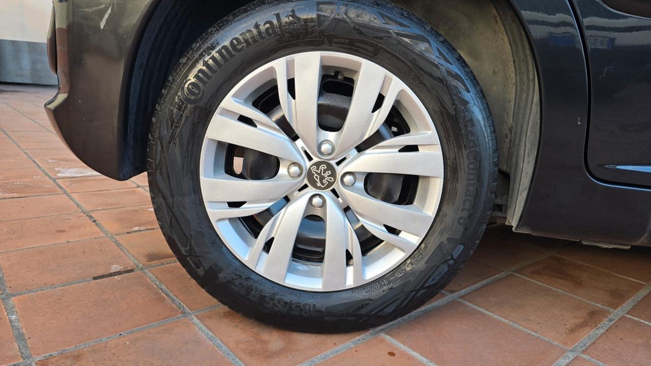 Peugeot 207 Plus 1.4 8V 75CV 5p. ECO GPL