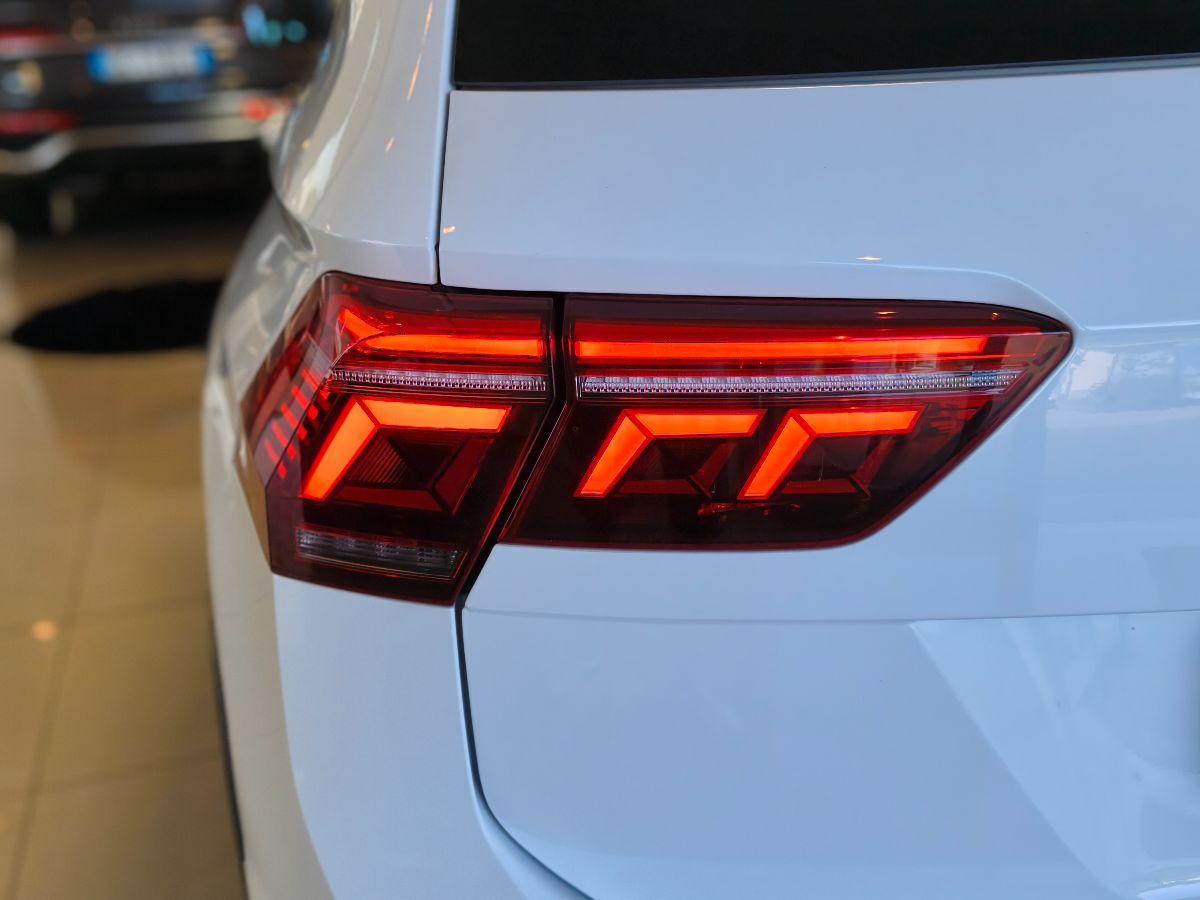 VOLKSWAGEN Tiguan 2.0 TDI R-Line Tetto Solo 80.000km