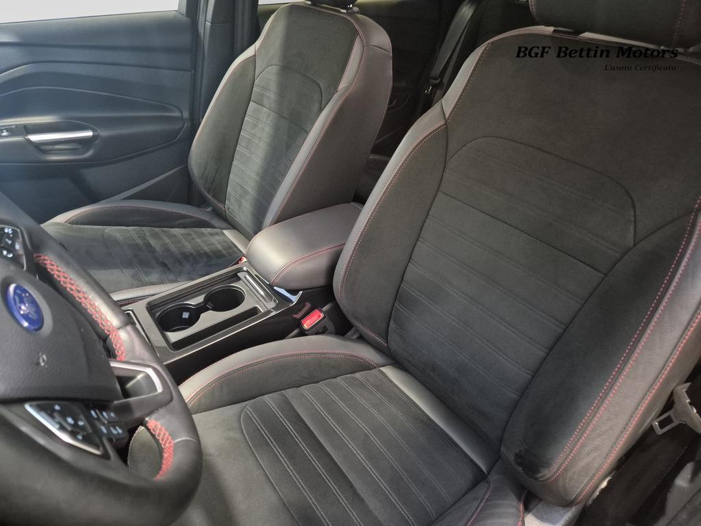 Ford Kuga 2.0 tdci ST-line s&s 2wd 120cv powershift my19.25