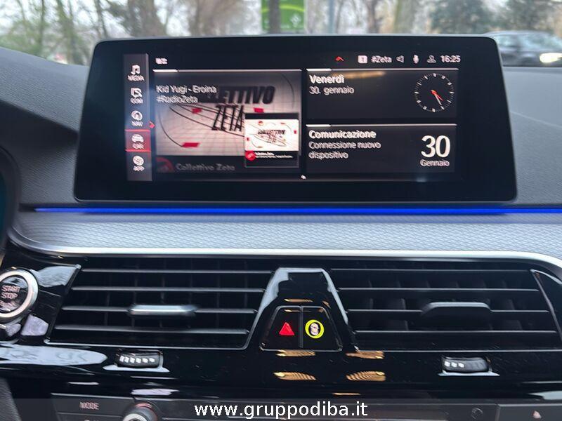 BMW Serie 5 G31 2017 Touring Diese 520d Touring mhev 48V xdrive Msport auto