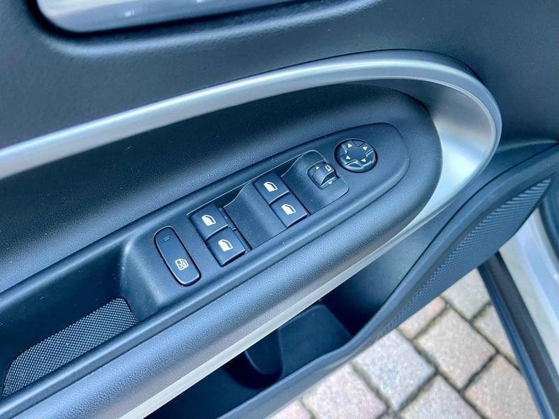 Jeep Avenger 1.2 Turbo 100 CV Altitude - AZIENDALE