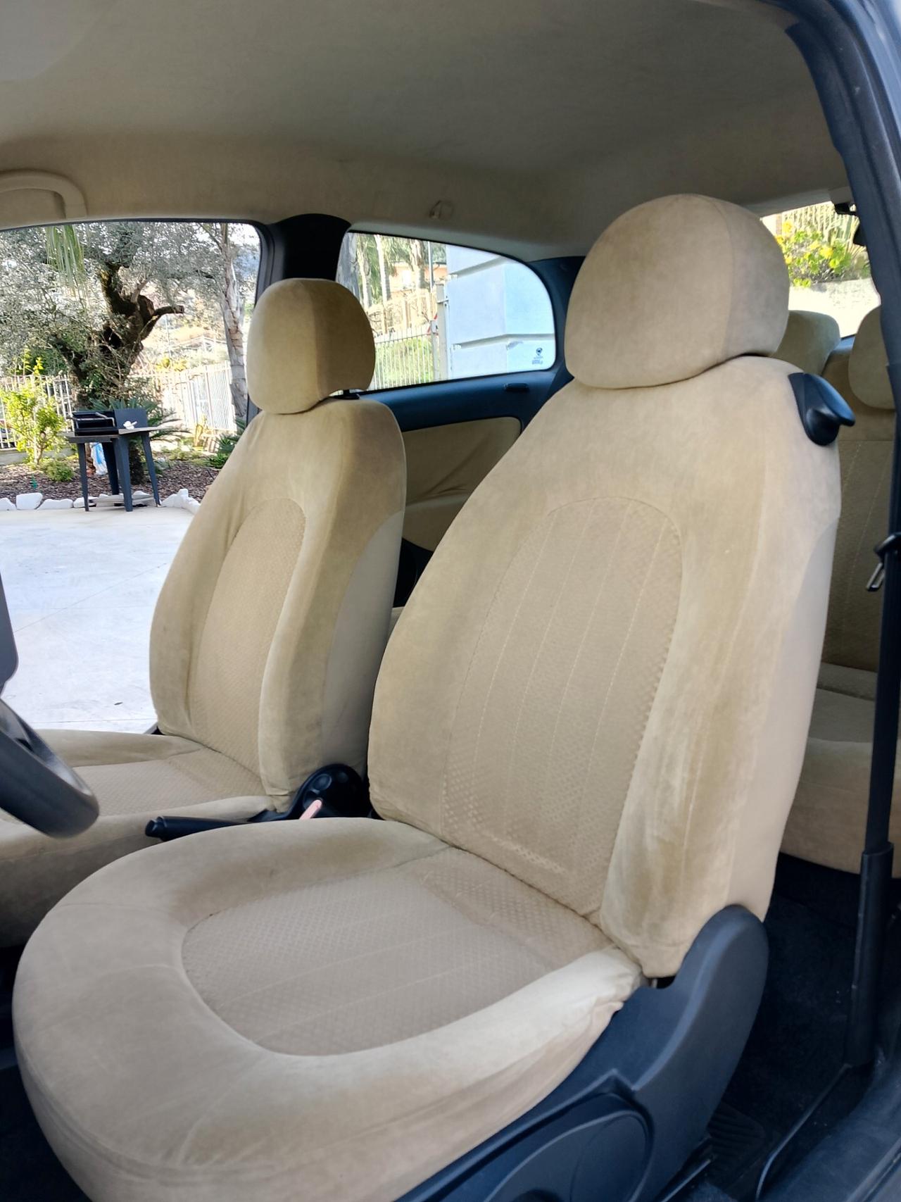 Lancia Ypsilon 1.2 Argento