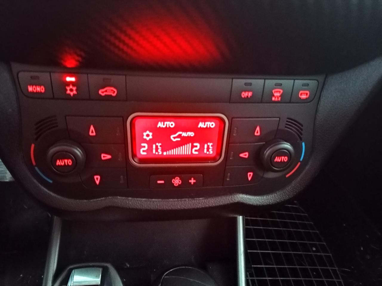 Alfa Romeo MiTo 1.4 78 CV Distinctive
