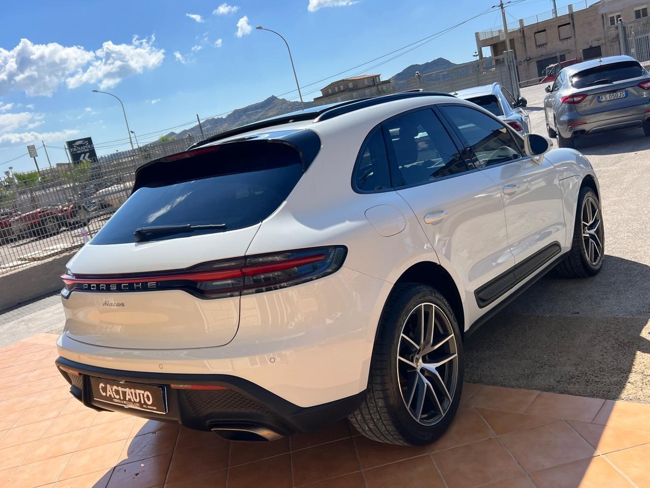 Porsche Macan 2.0 265cv