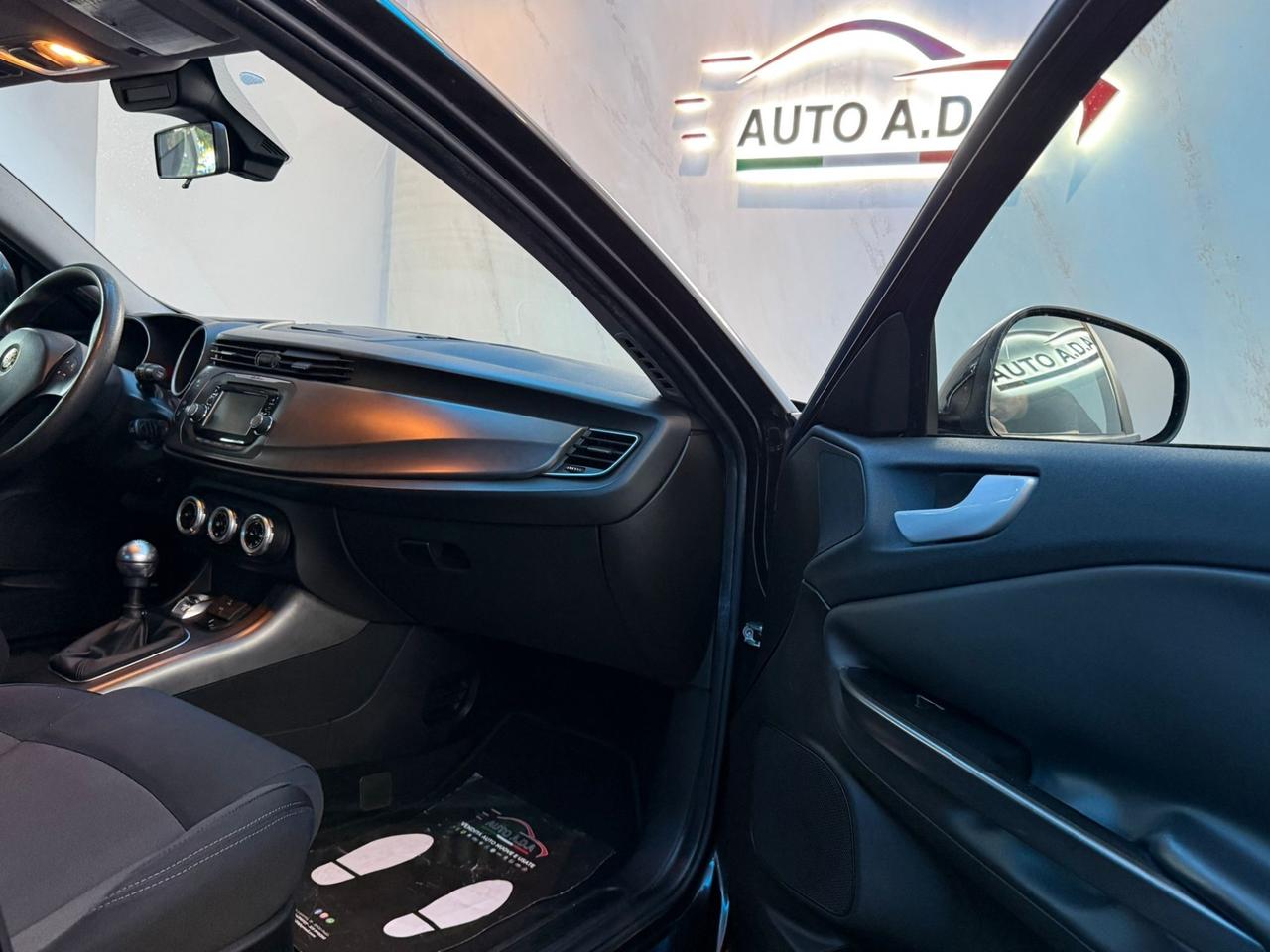 Alfa Romeo Giulietta 1.6 JTDm-2 105 CV Exclusive