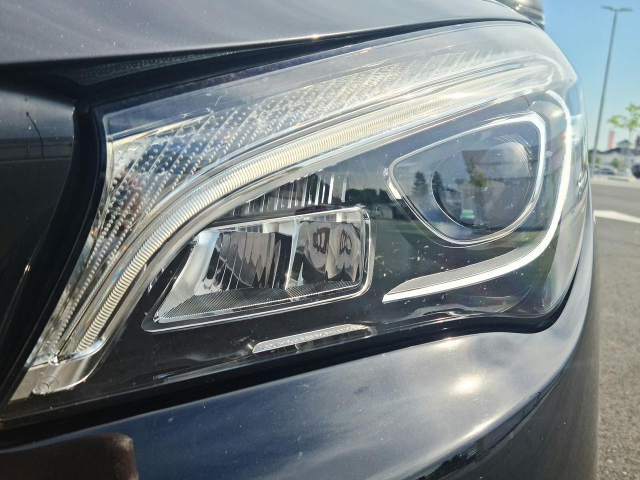 Mercedes-Benz CLA 180 BLUE EFICENCY PREMIUM #6083