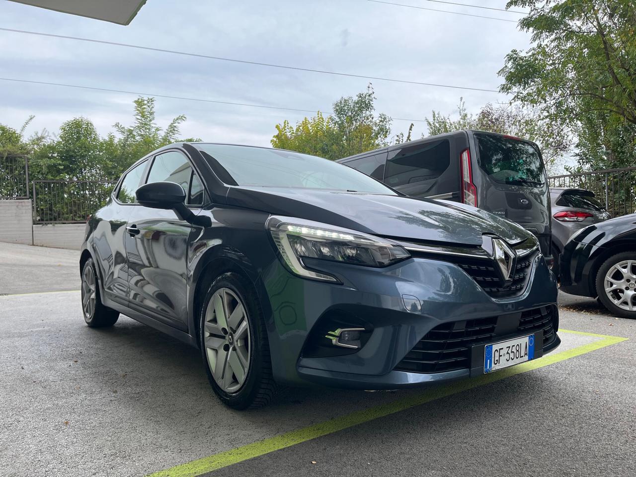 Renault Clio 1.0 tce Zen 90Cv Unip GARANZIA 24 MESI