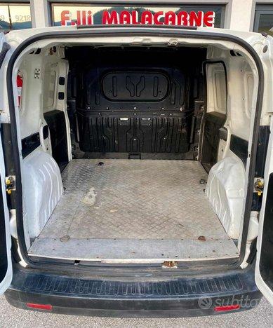 FIAT Doblo 1.3 MJT Cargo Lamierato IVA COMPRESA!