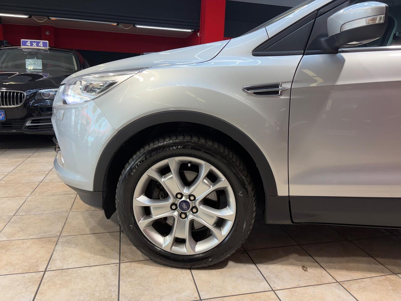 Ford Kuga 2.0 TDCI 163 CV 4WD Powershift Titanium