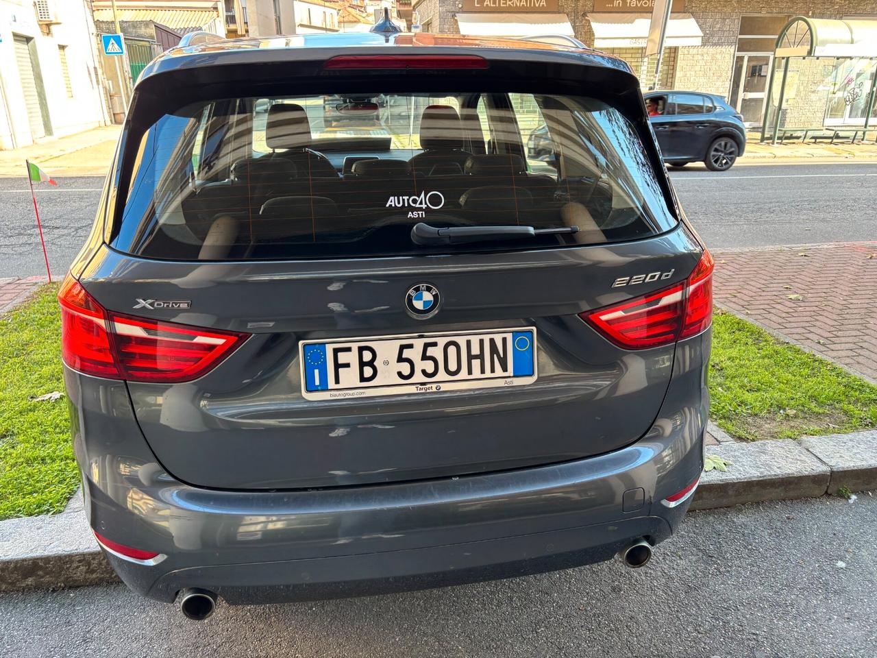 Bmw 2er Active Tourer 220d xDrive Luxury aut. - 7 POSTI - 4X4