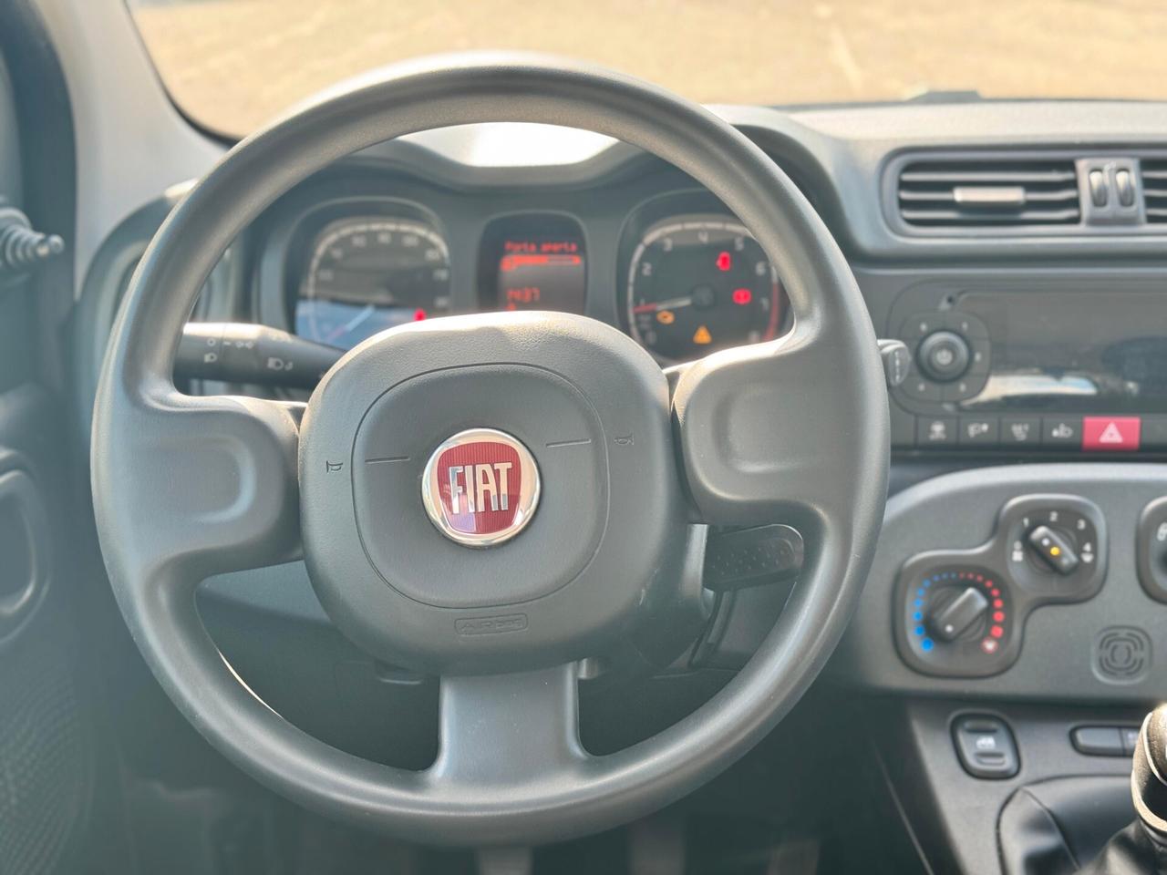 Fiat Panda 1.0 HYB Easy -NESSUN VINCOLO DI FINANZIAMENTO-