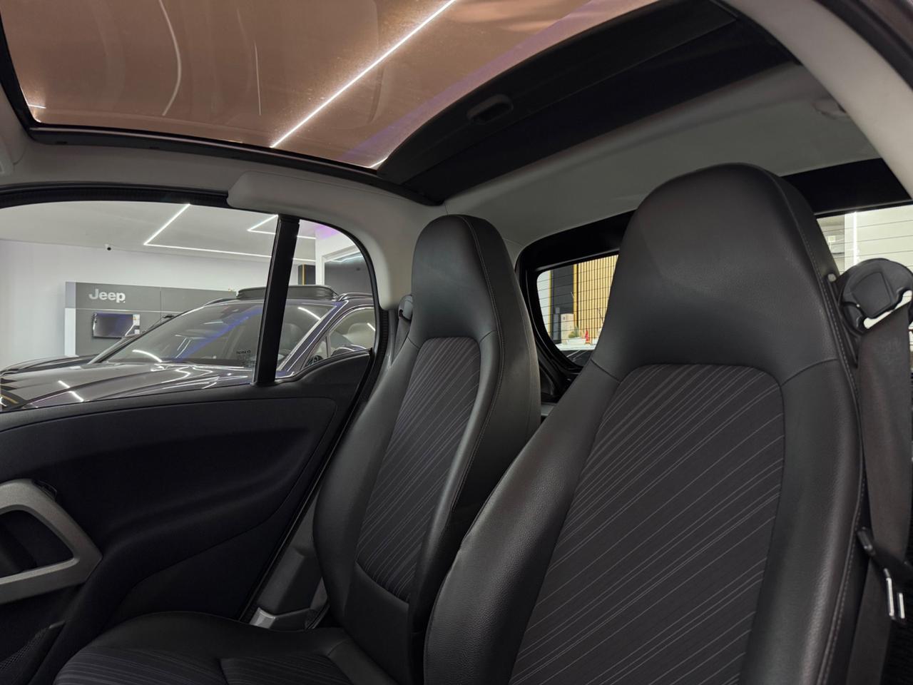 Smart ForTwo 1000 71Cv Stra Full- Special Paint