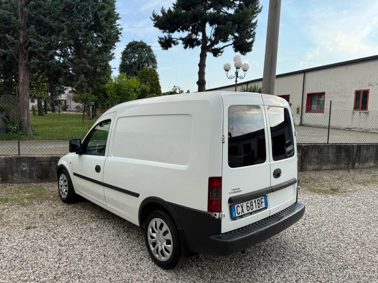 Opel Combo 1.7 CDTI 101CV 3p. Van