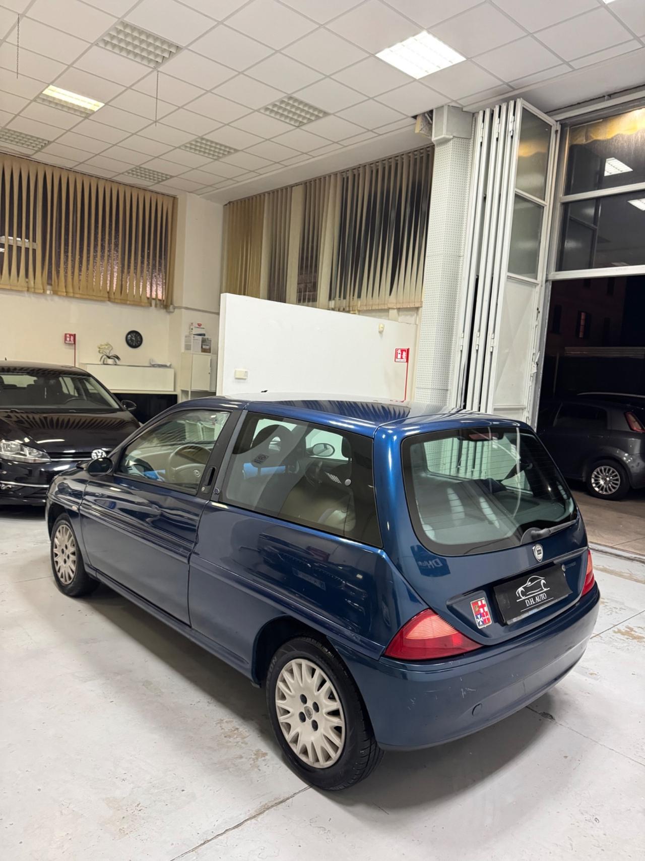 Lancia Y 1.2i 16V cat Elefantino Blu