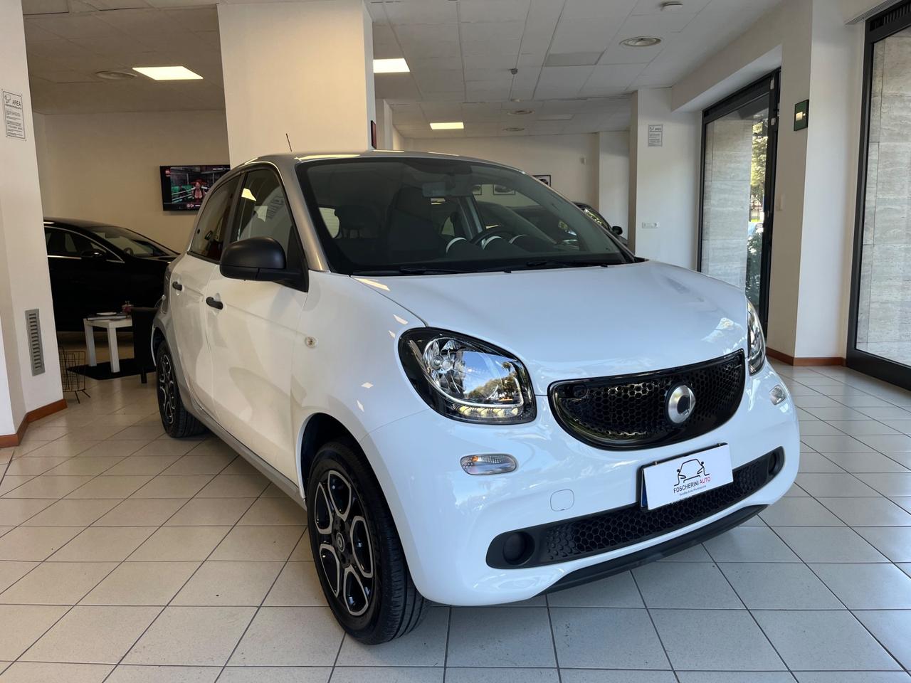 Smart ForFour 70 1.0 Prime pelle/navigatore/led!!