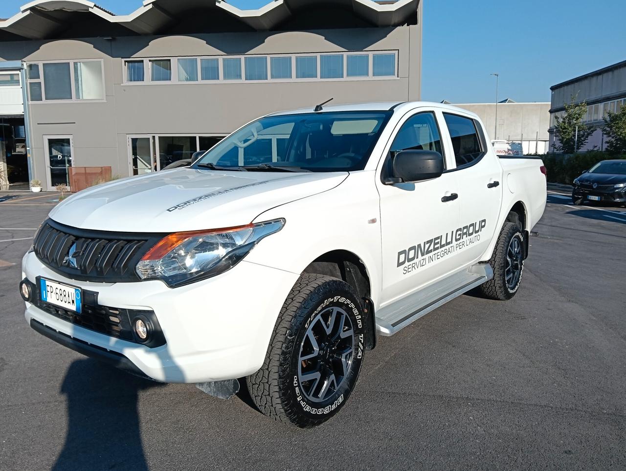 Mitsubishi L200 2.4 DI-D/154CV Double Cab Inform