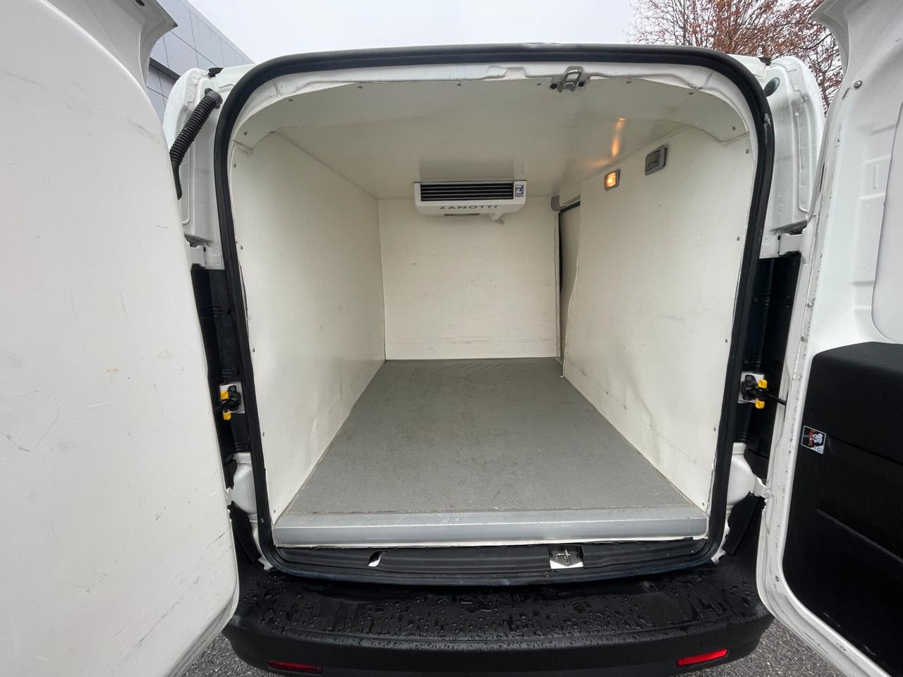 Fiat Doblo 1.6 mjt 120 cv FRIGO