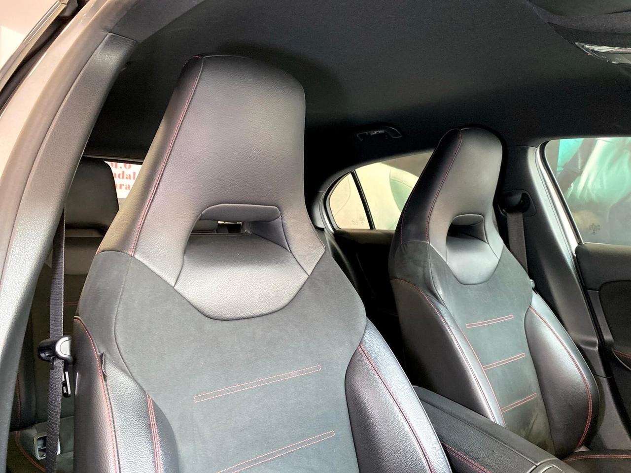 Mercedes Classe A 180d Auto Premium AMG 18" MBUX LED