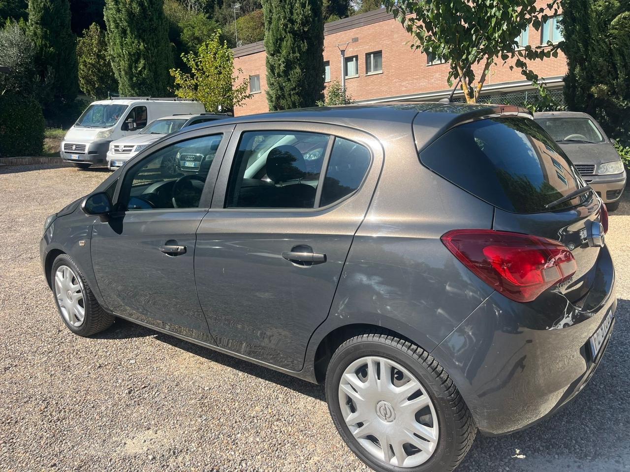Opel Corsa 1.4 90CV GPL Tech 5 porte Innovation