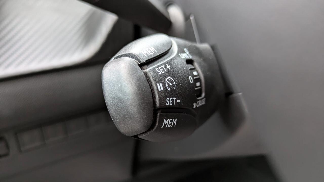 Peugeot 208 100 STYLE