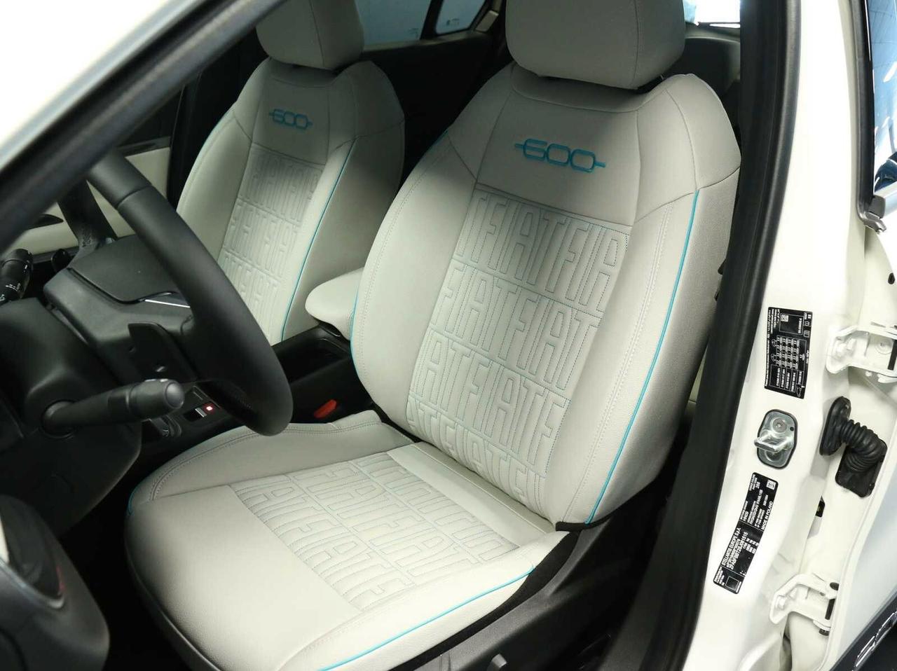 Fiat 600 1.2 110CV Hybrid MHEV DCT La Prima