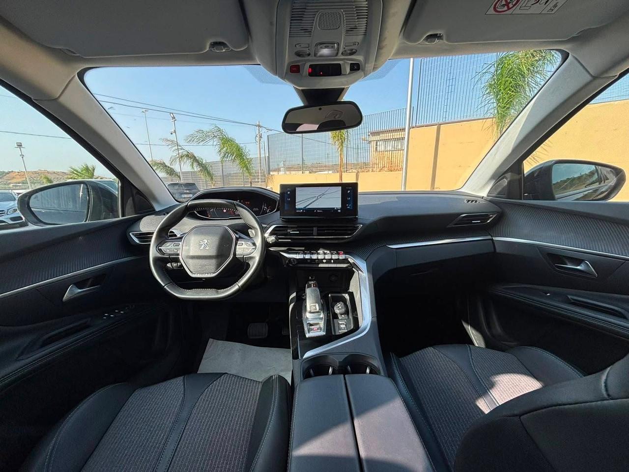 Peugeot 3008 BlueHDi 130 S&S EAT8 Allure