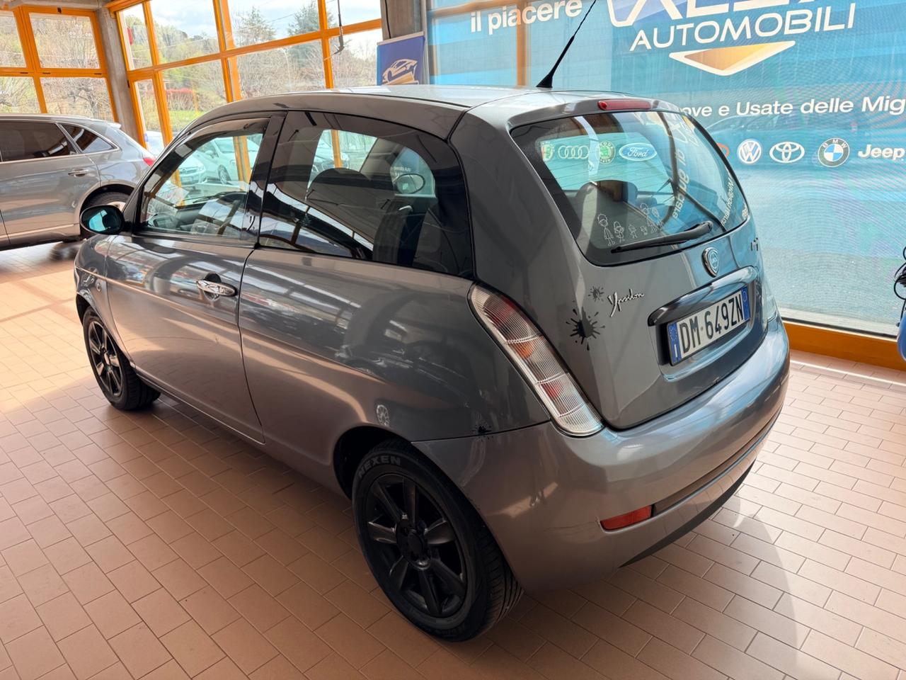 Lancia Ypsilon 1.3Mjt 75cv Neopatentati
