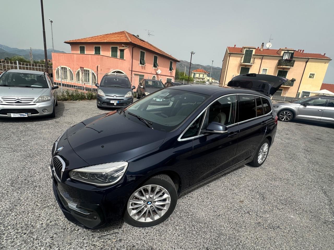 Bmw Serie 2 Gran Tourer 220d Luxury aut.
