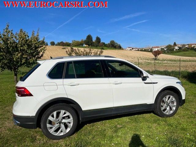 VOLKSWAGEN Tiguan 2.0 TDI 200 CV SCR DSG 4MOTION Elegance