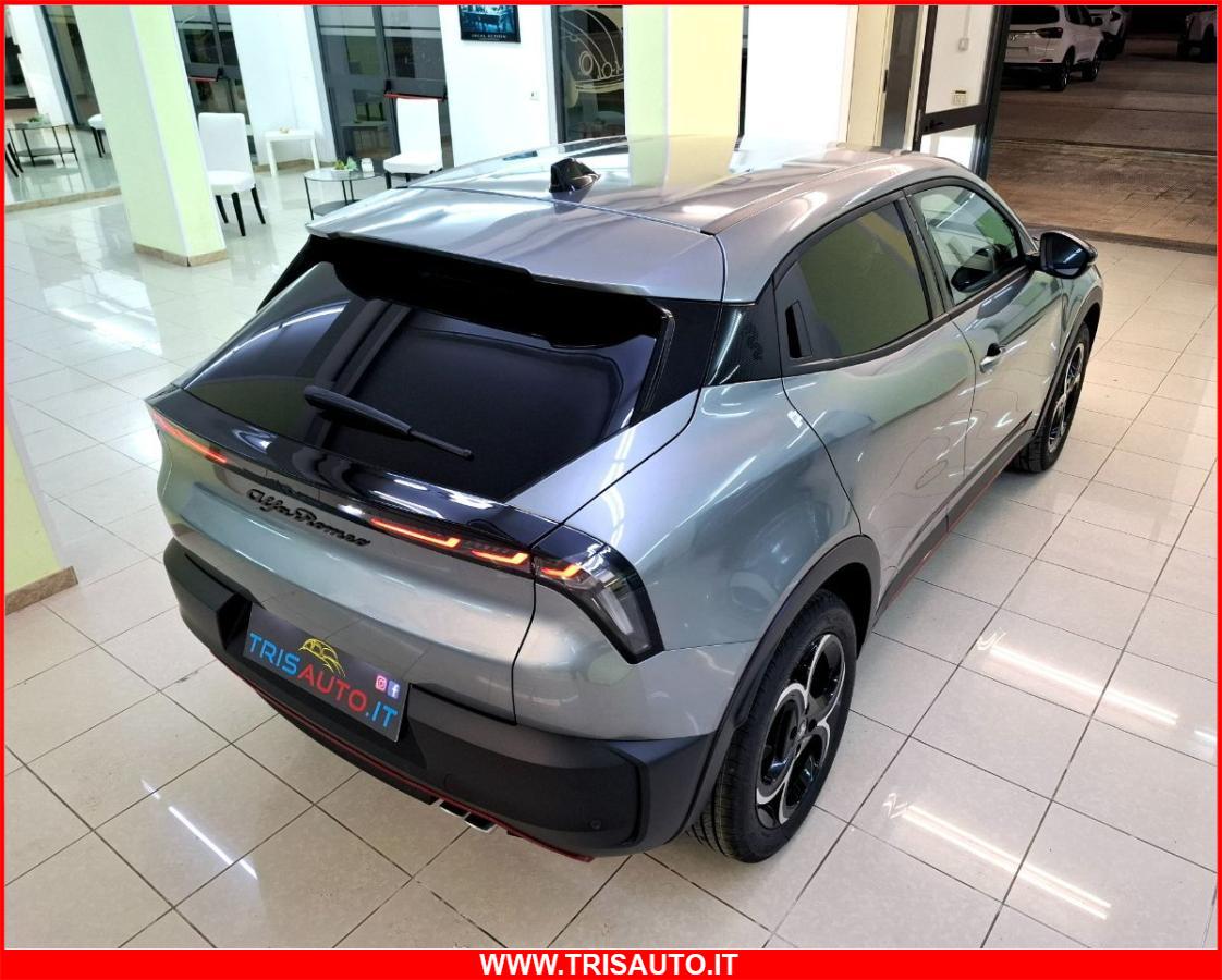 ALFA ROMEO Junior 1.2T Hybrid eDCT6 145cv Speciale NEOPATENTATI IVATA
