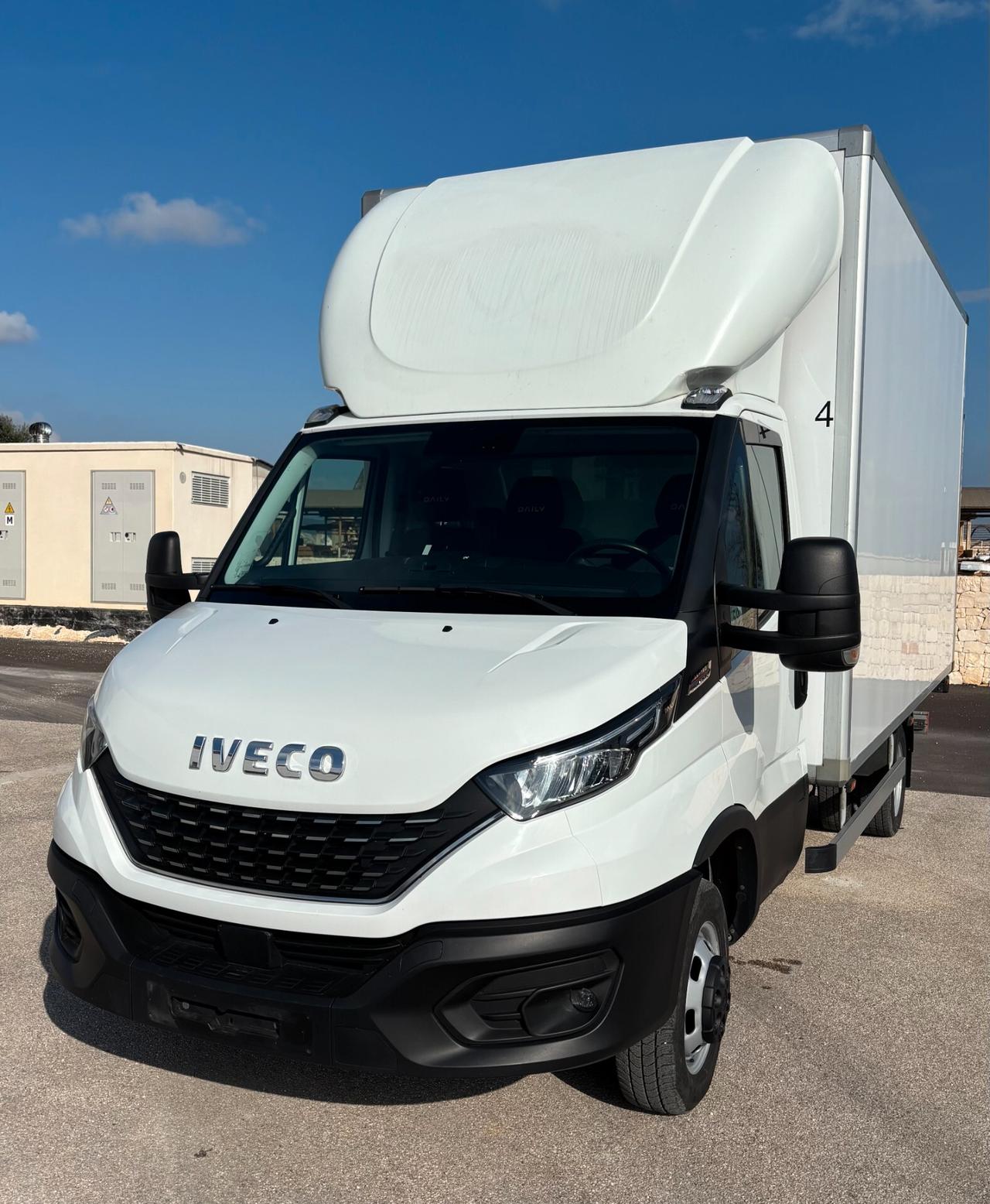 IVECO 35 - 180