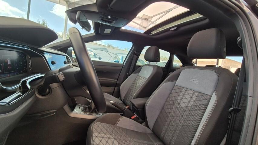 Volkswagen Taigo 1.0 TSI 110 CV R-Line - 2024