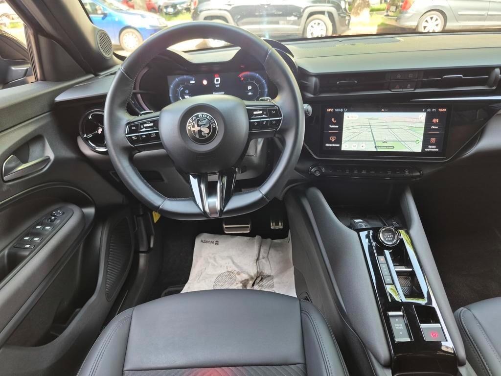 Alfa Romeo Junior 1.2 136 CV Hybrid eDCT6 Speciale