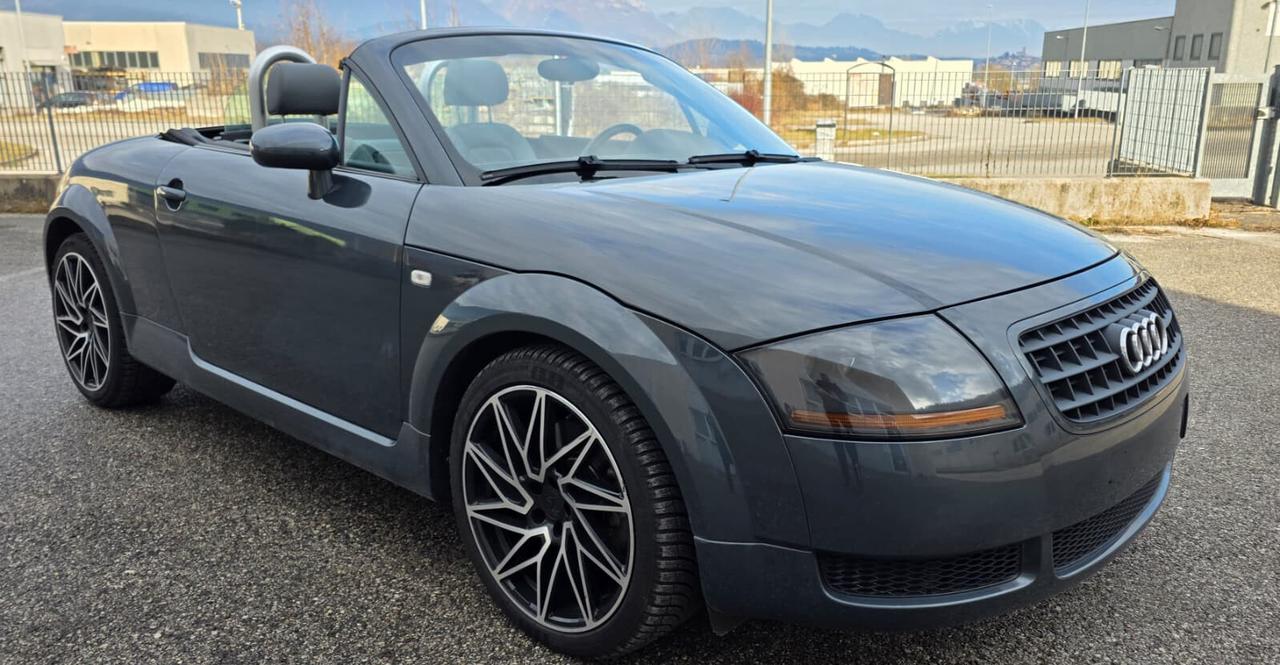 Audi TT Roadster 1.8 T 20V 150 CV cat