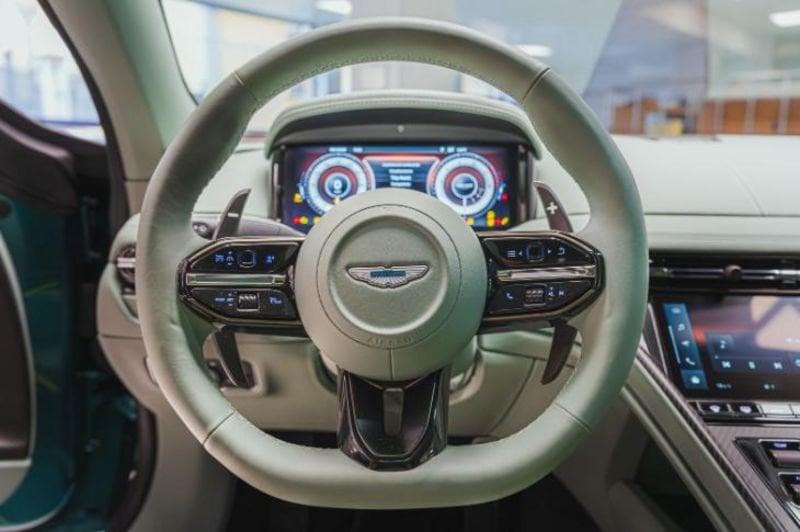 Aston Martin DB12 Aston Martin DB12 *IVA ESPOSTA*