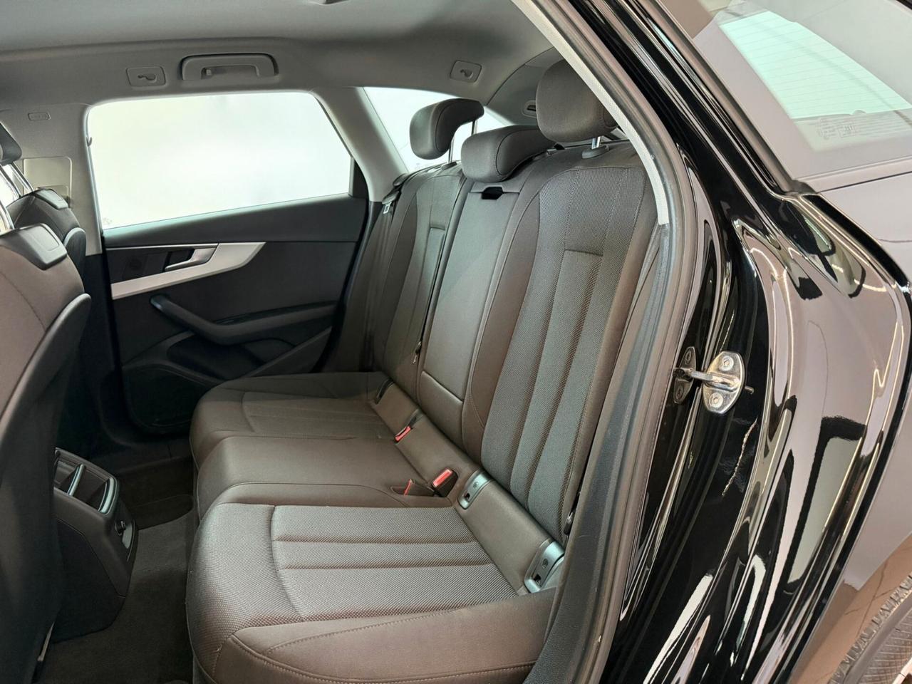 Audi A4 Avant 35 TDI/163 CV S tronic Business