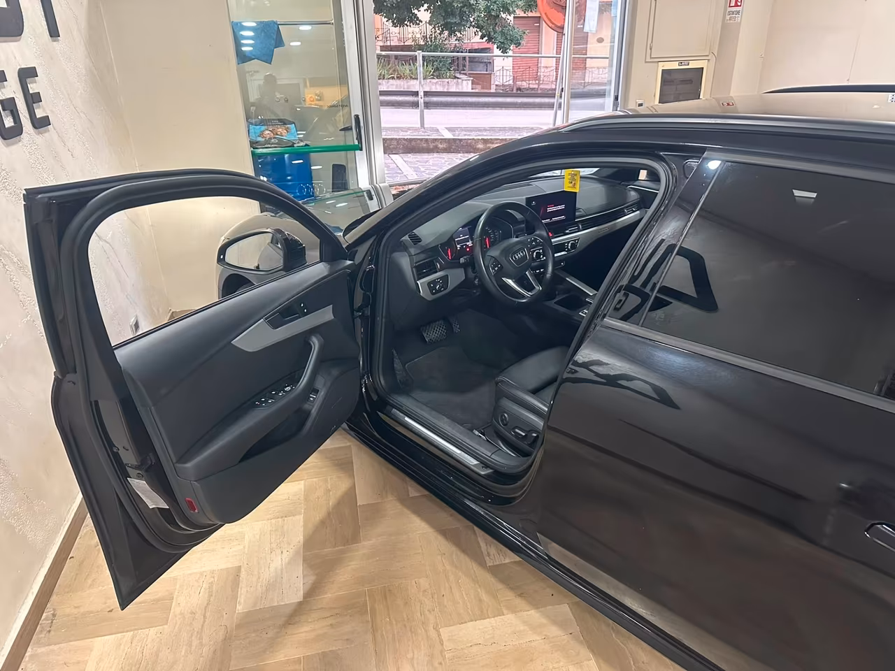 Audi A4 Avant 40 TDI quattro S tronic line edition