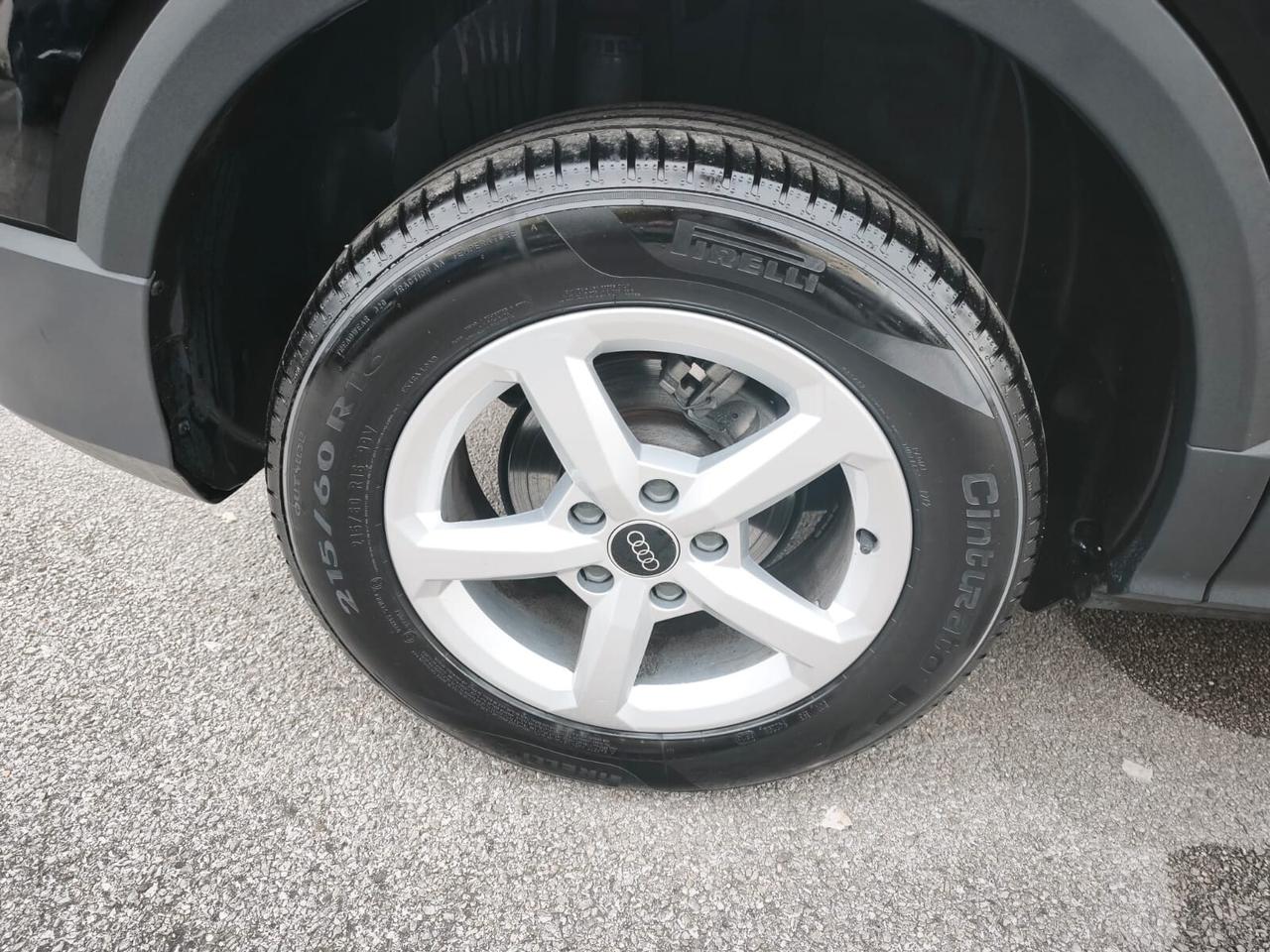 AUDI Q2 30TDI STronic Business