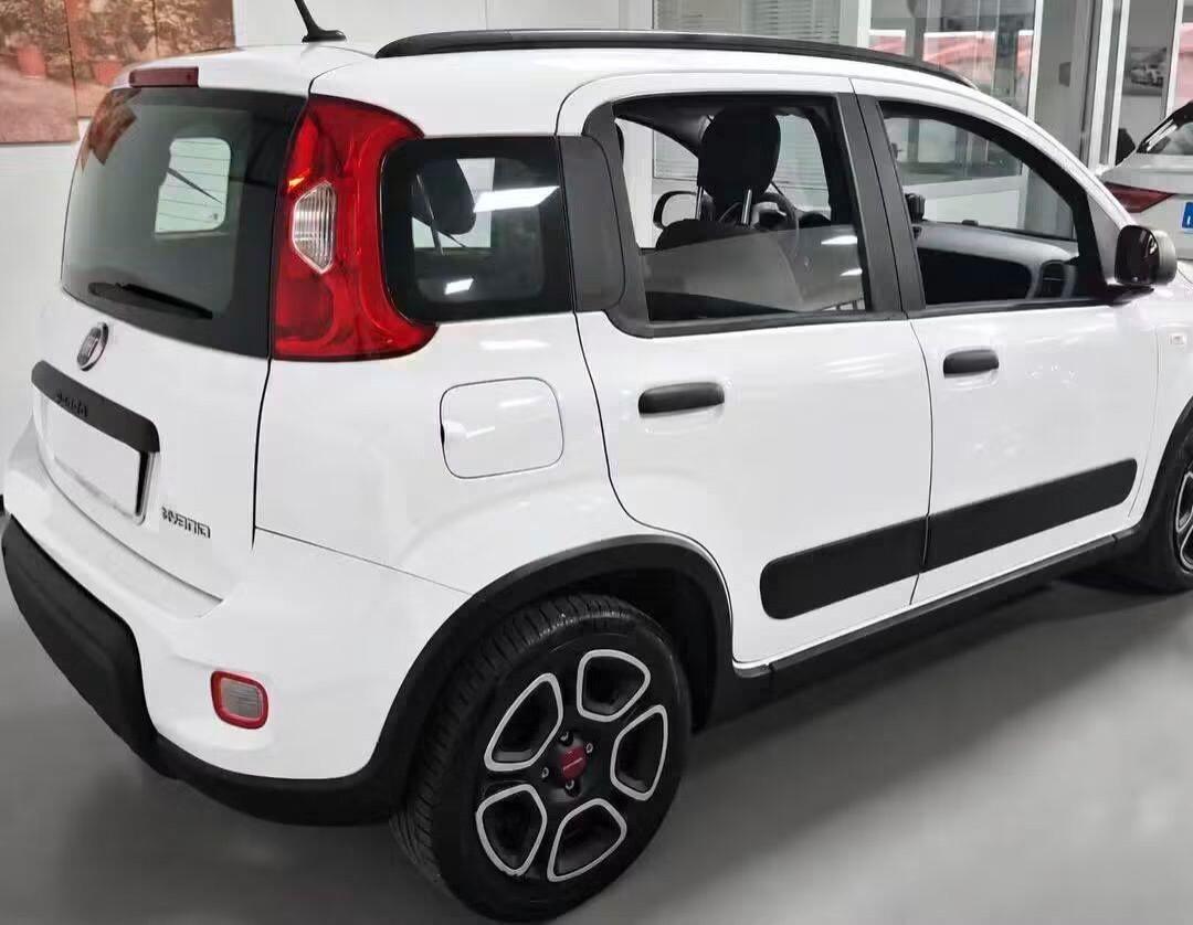 Fiat Panda 1.0 FireFly S&S Hybrid City Cross