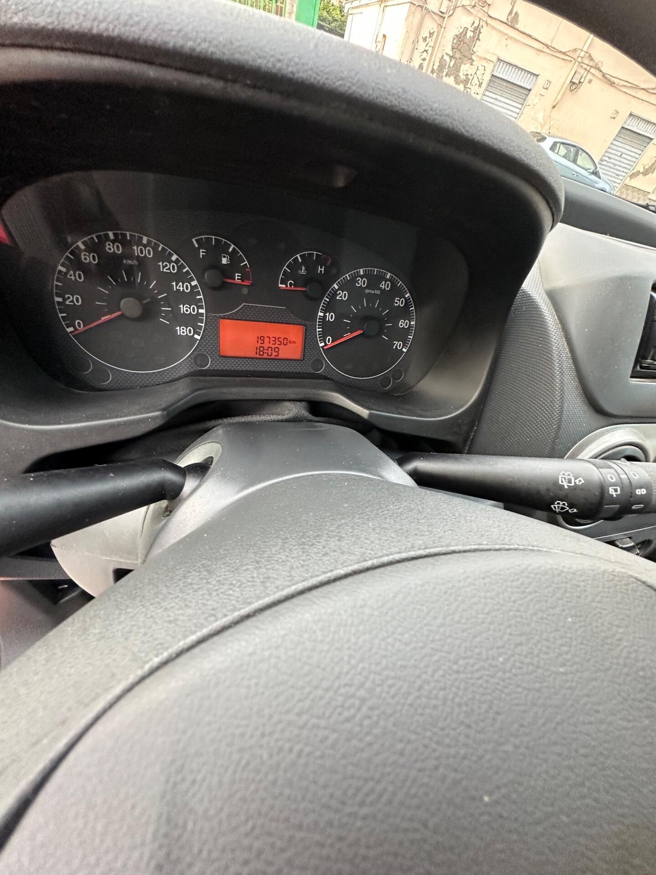 Fiat Qubo 1.4 8V 77 CV Dynamic Natural Power