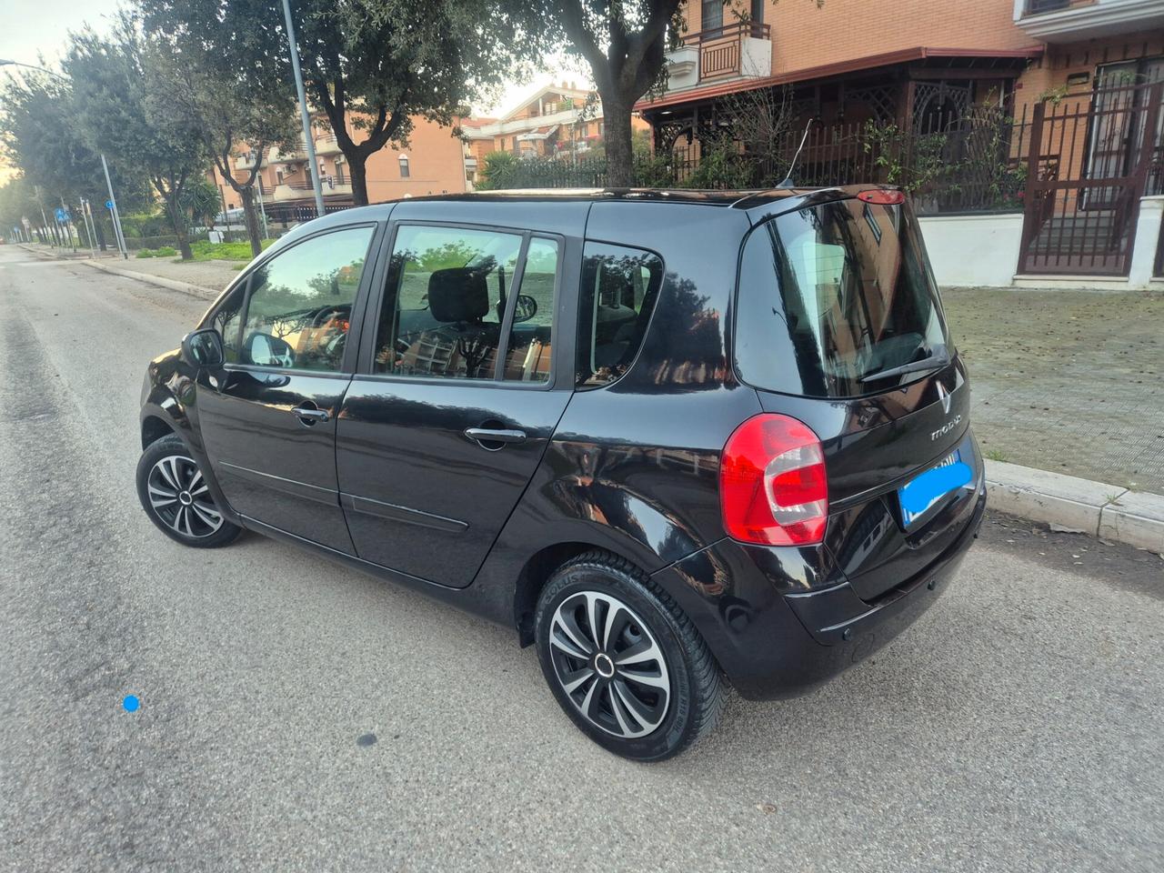 Renault Modus 1.5 dci diesel 85cv anno 09