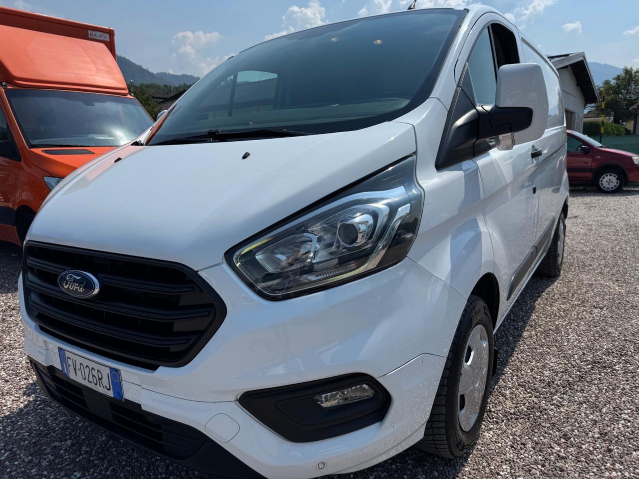 Ford Tourneo Custom AUTOCARRO