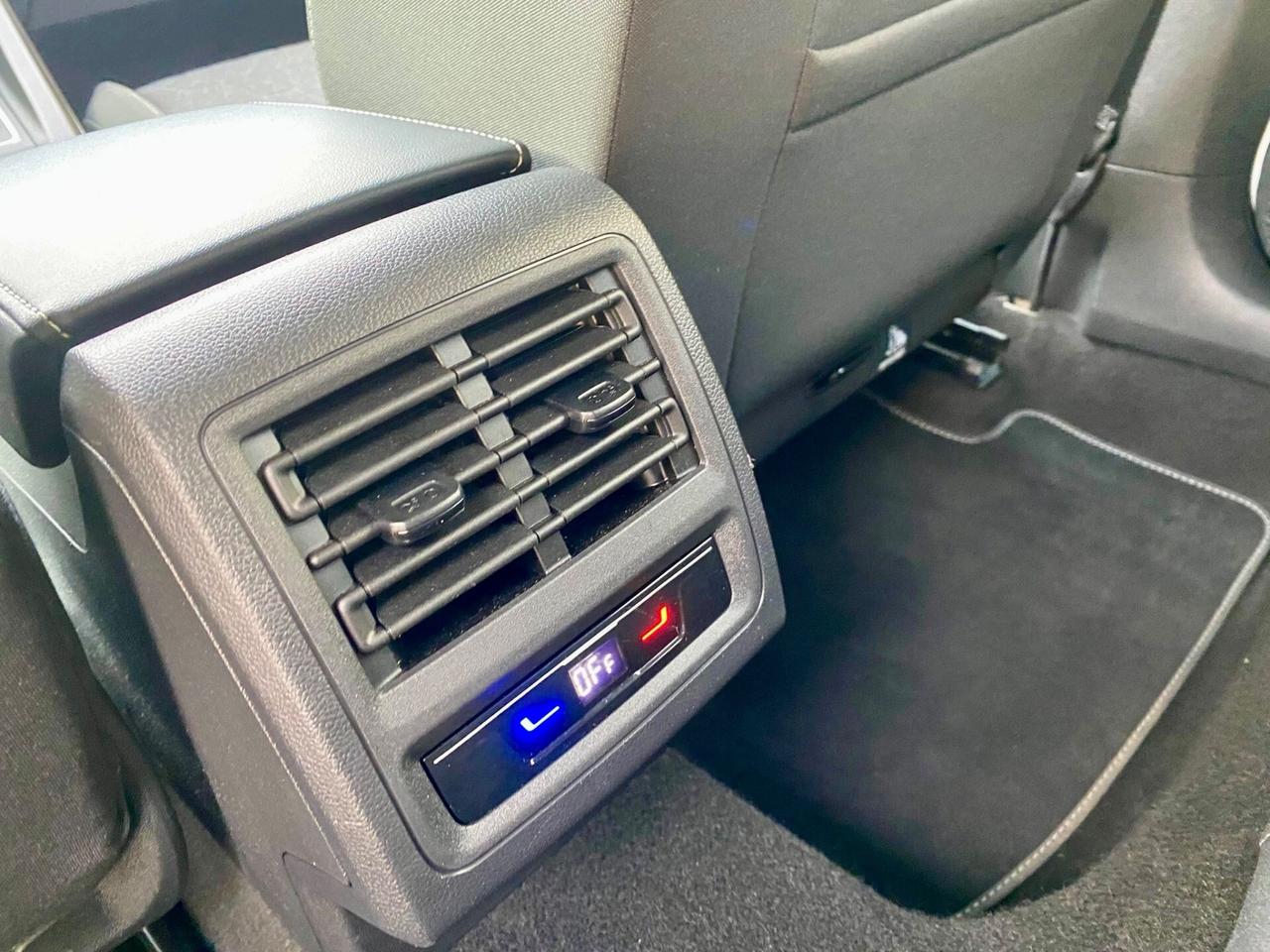 VOLKSWAGEN GOLF 8 Style 2.0 TDI 2023