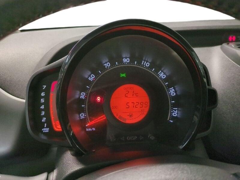 Toyota Aygo 1.0 VVT-i x-play