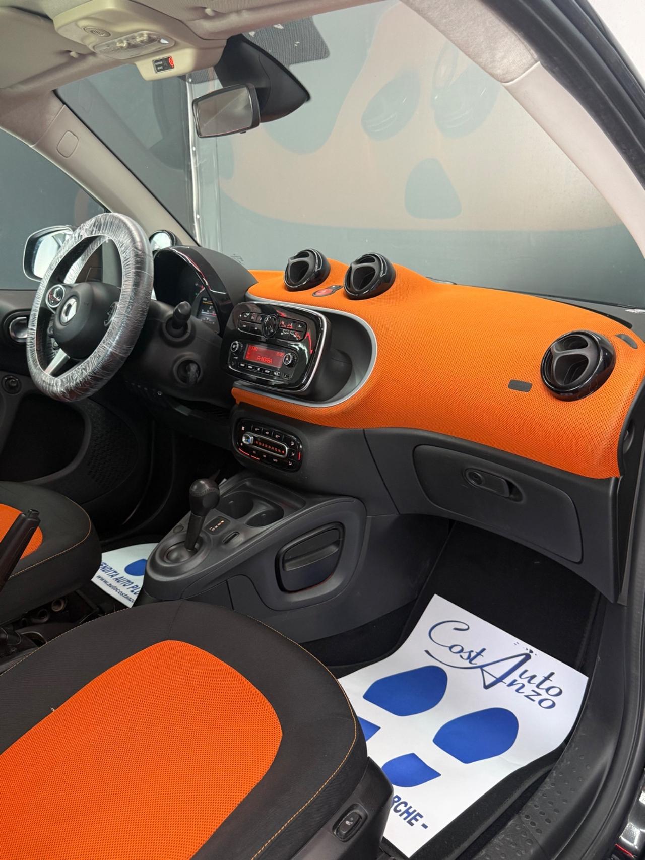 Smart ForTwo 1.0 Benzina 71 Cv 2015