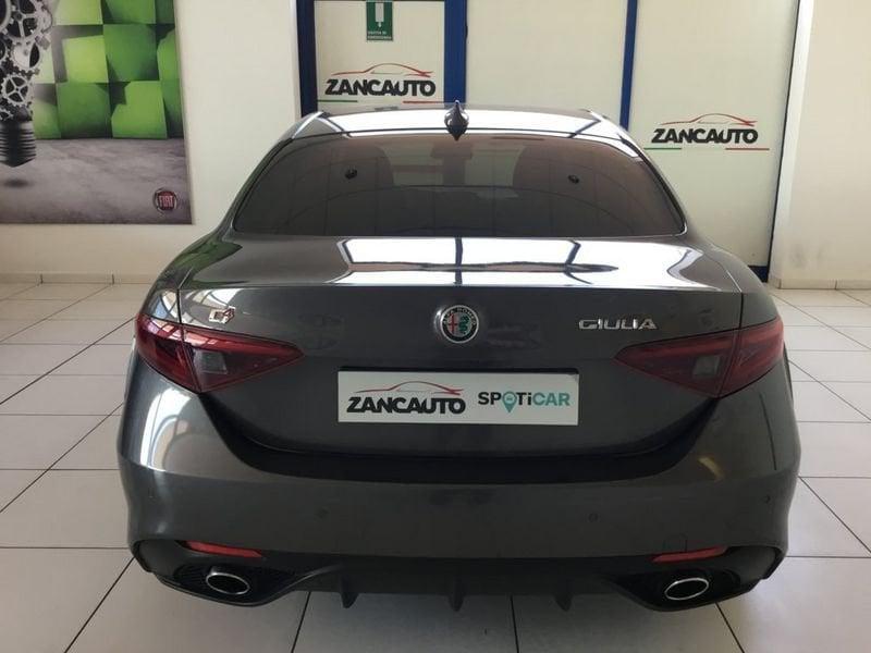 Alfa Romeo Giulia 2.2 Turbo AT8 210CV AWD Q4 Veloce my19