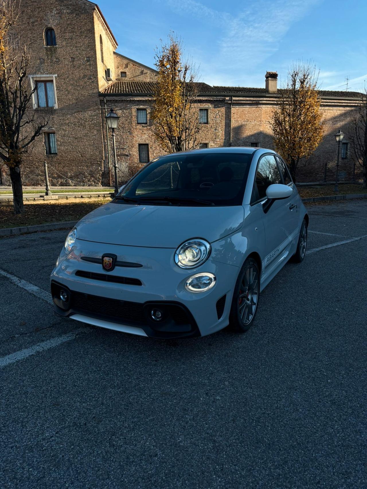 Abarth 595 1.4 Turbo T-Jet 180 CV Competizione