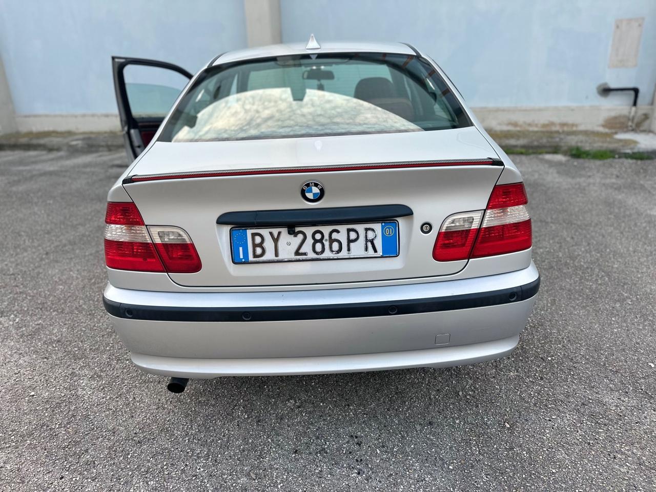 Bmw 318i (E46) benz/GPL